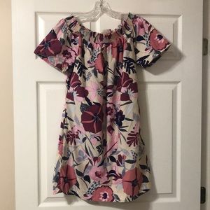 Like new Loft petite large off the shoulder cream floral print dress